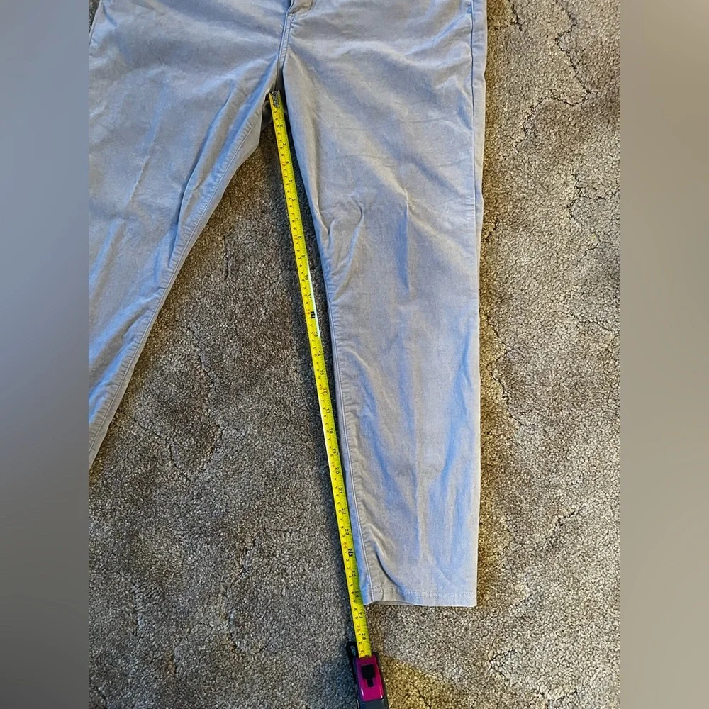 Kut from the Kloth Pale Gray Skinny Pants - Picture 3 of 9